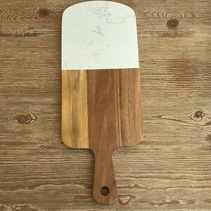 White Marble & Wood Cutting Board